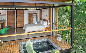 The Green House, Santa Teresa - Adults Only